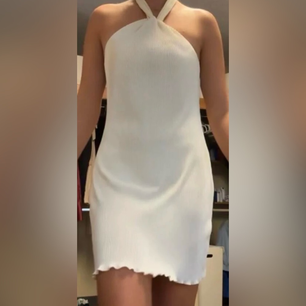 NEW White Neutral Solid Lettuce Trim Halter Neck Backless Dress Size Small - Picture 6 of 6